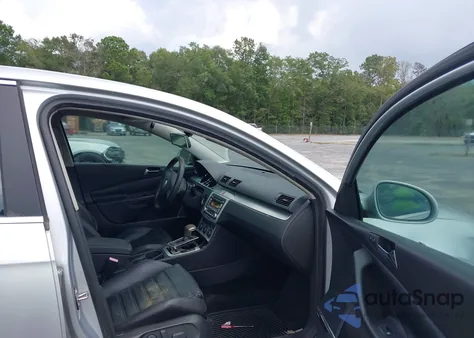 2008 Volkswagen Passat Vr6 из США, поврежденный, VIN WVWCU73C38P013053